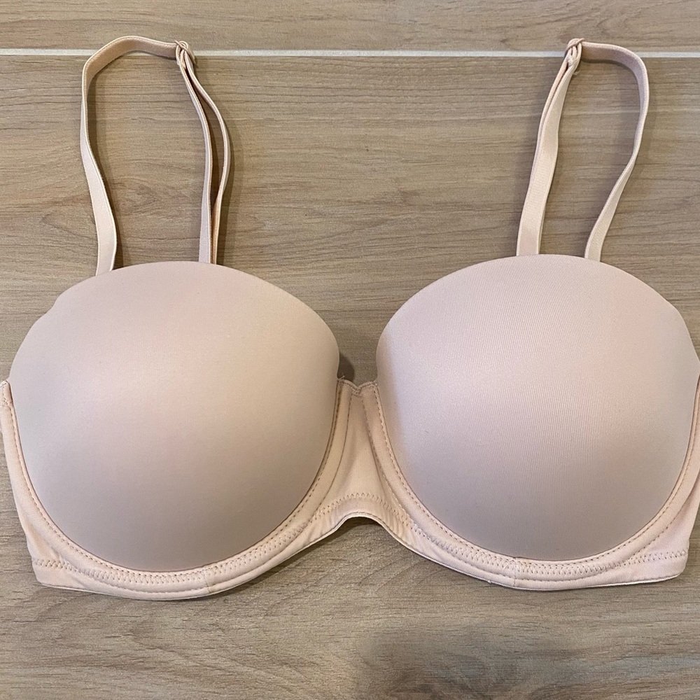 PINK VICTORIA’S SECRET~WEAR EVERYWHERE MULTI WAY PUSH UP BRA~32D